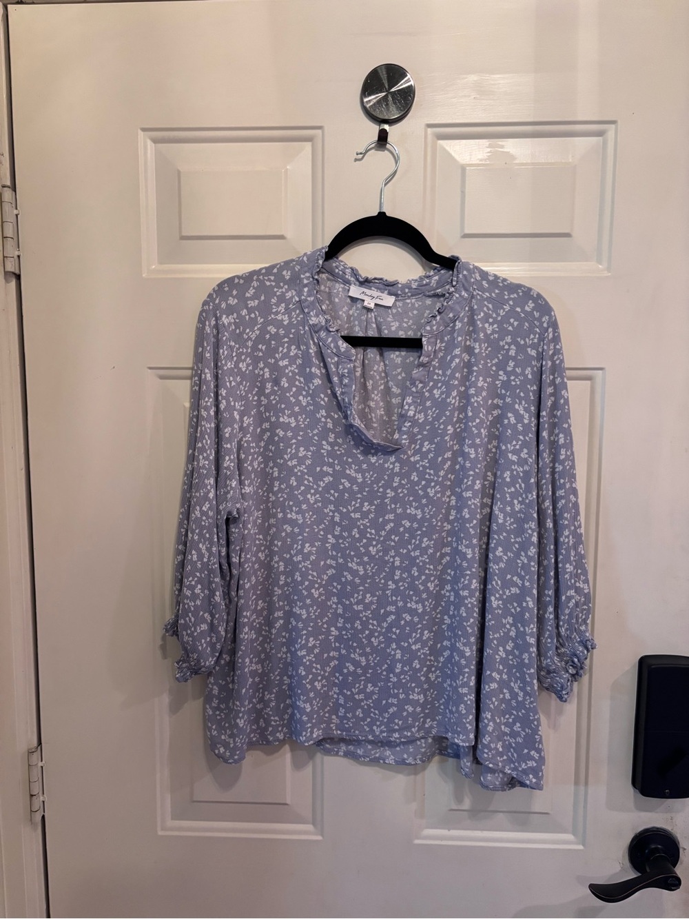 Boho Chic Dusty Blue Floral V-Neck Peasant Top - Picture 2 of 5